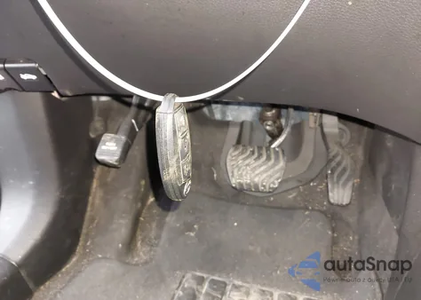 2016 Nissan Rogue Sv z USA, uszkodzony, nr VIN JN8AT2MT2GW027689